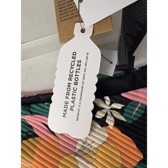 NWT- VOLCOM- HAD ME AT ALOHA-CHEEKINI Bikini Bottom Size Small Reail $52 - Picture 6 of 12